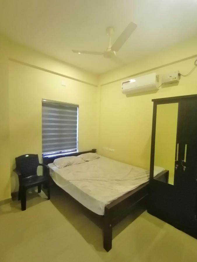 Queens Residency Thrissur Bagian luar foto