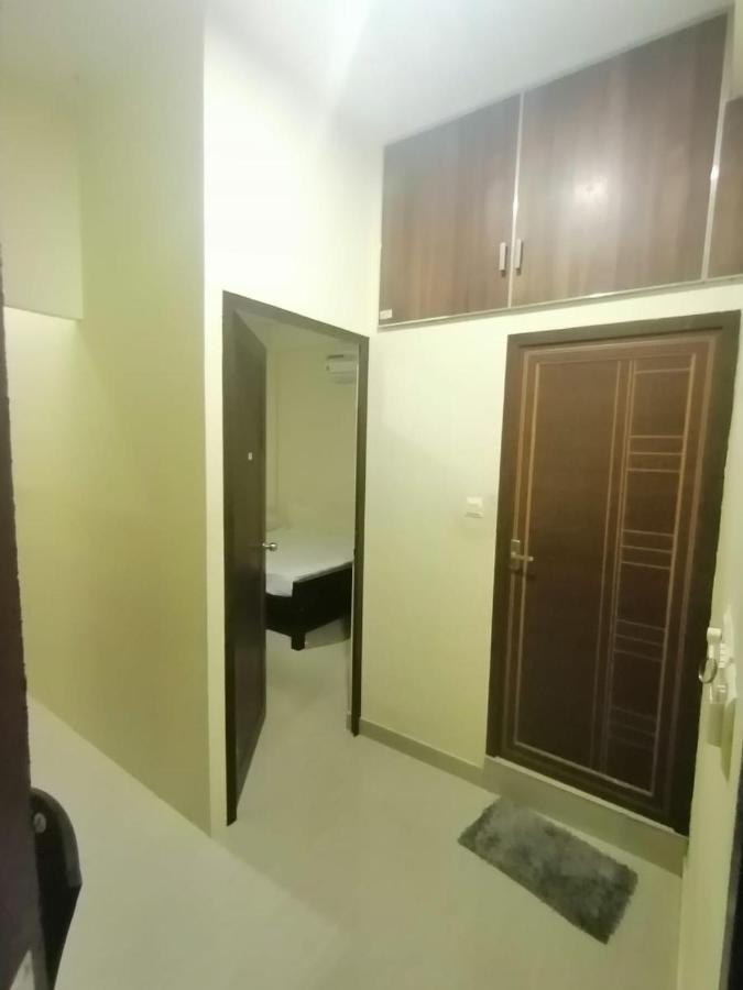 Queens Residency Thrissur Bagian luar foto