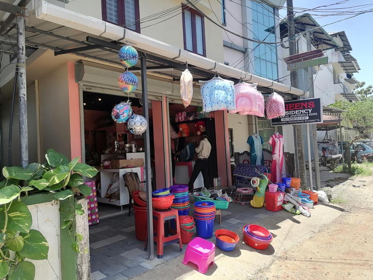 Queens Residency Thrissur Bagian luar foto